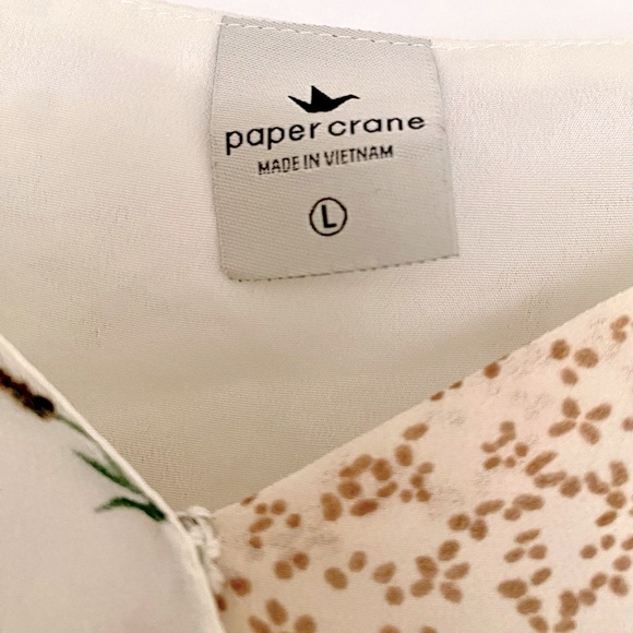 Paper Crane Cream Floral Mix Print Sleeveless Wrap Front Peplum Blouse sz Large - Picture 3 of 7